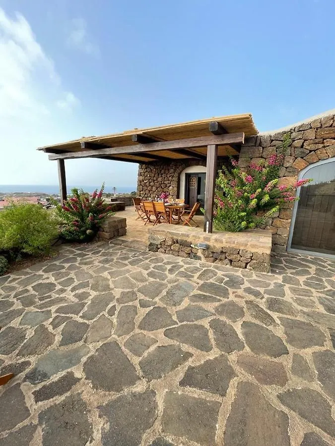 Villa Terraimari à Pantelleria