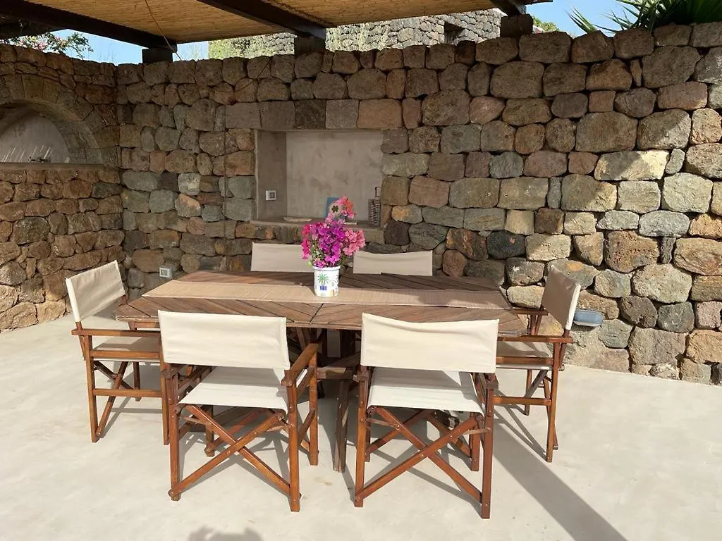 Villa Terraimari à Pantelleria