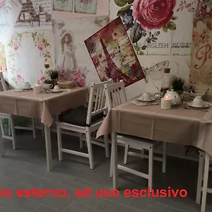 Couette-café Paris, Pantelleria