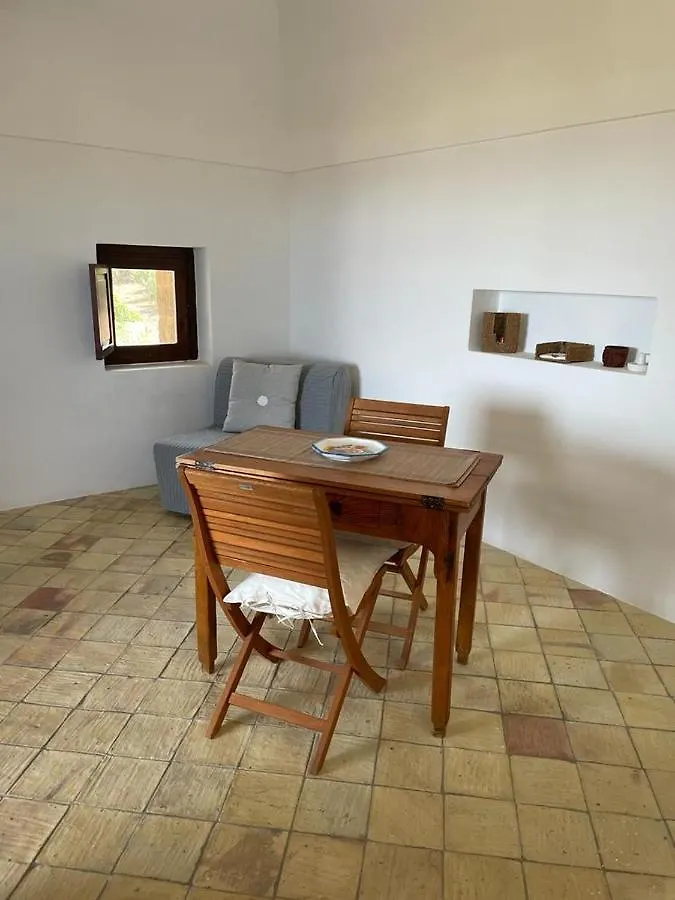 Terraimari Villa Pantelleria 0*,